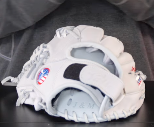 Valle Eagle 1050 Outfield Training Baseball Glove